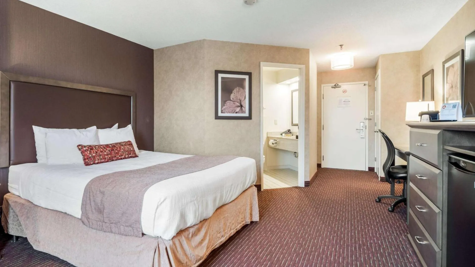 Best Western Plus Cairn Croft Hotel Niagara Falls
